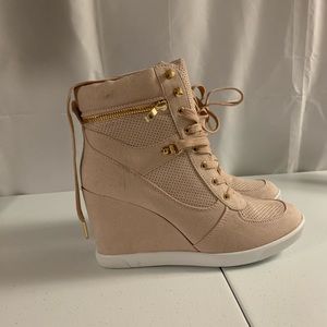 Gorgeous Platform Boots